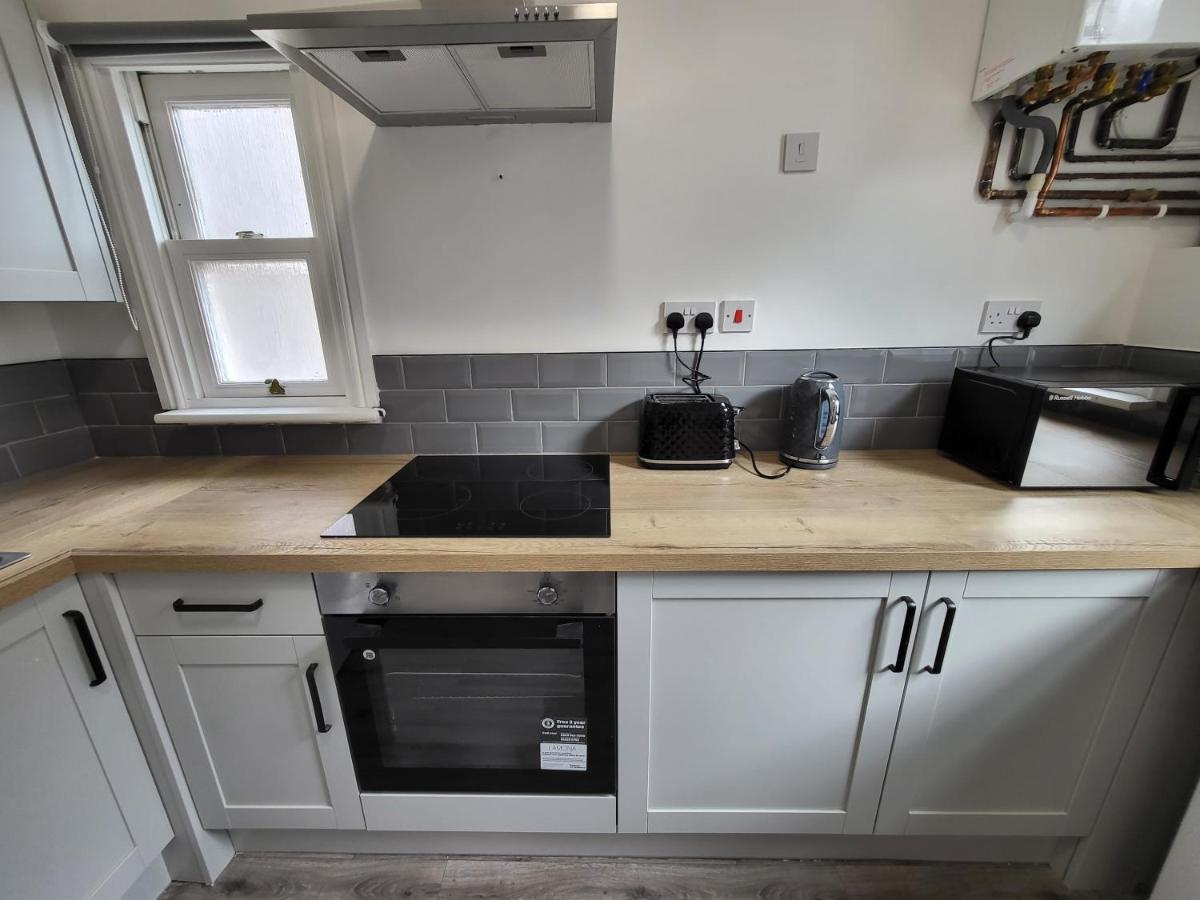 Nottingham Forest Rd, Short Stays Esterno foto